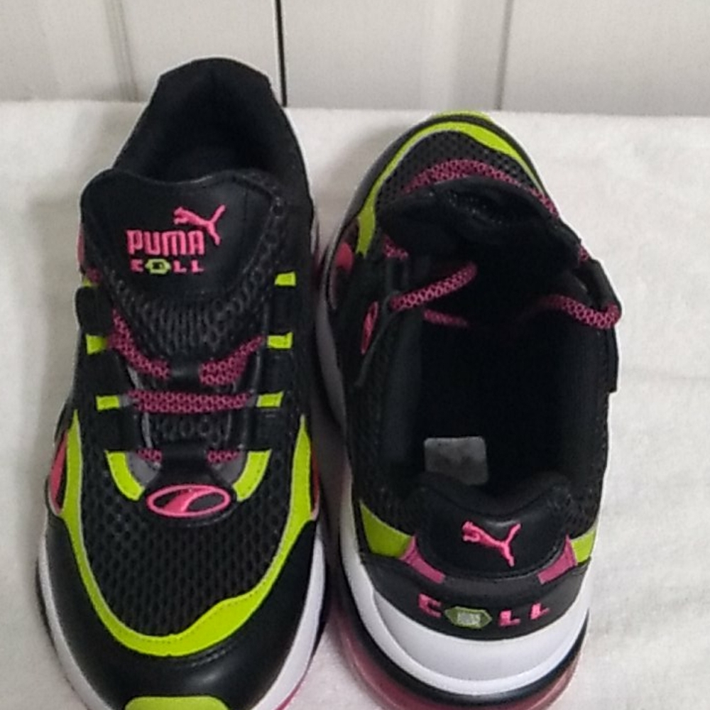 Puma Ladies Stylish Sneakers